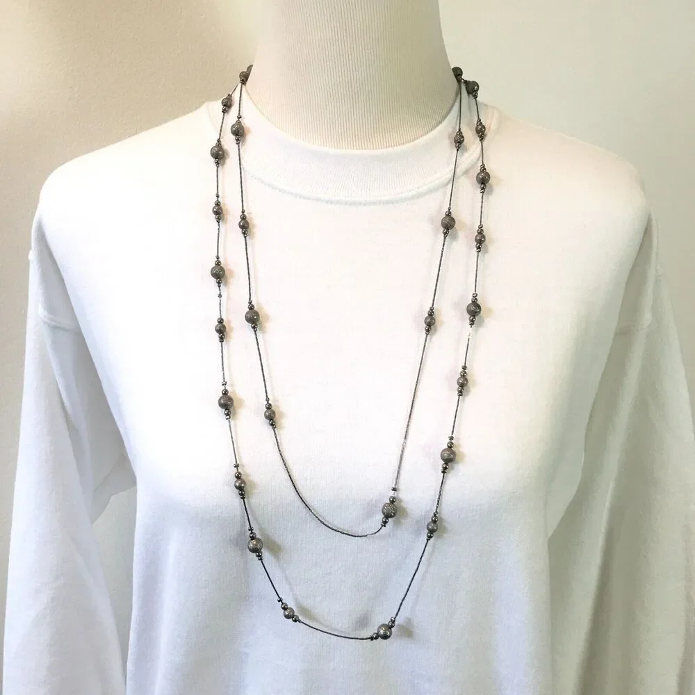 N/A unsigned necklace